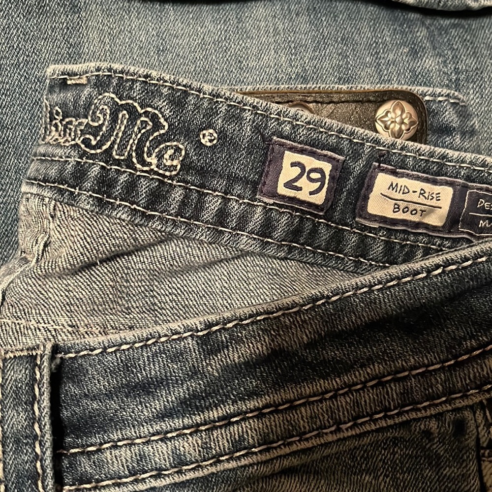 Miss Me mid rise boot cut jeans 29x34